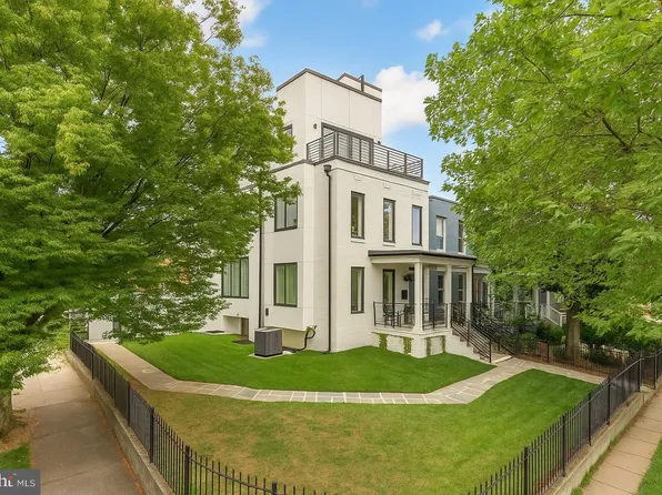 1631 G St SE, Washington, DC 20003