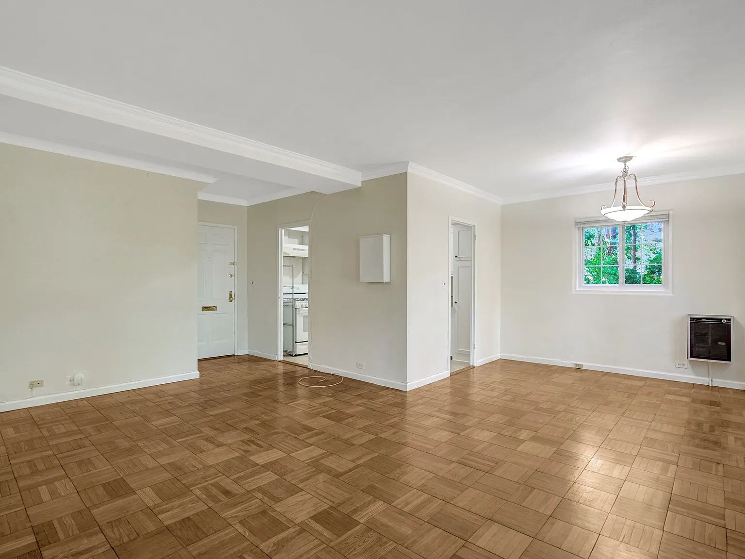 1 bed, 750 sqft, $2,150 — Photo 3