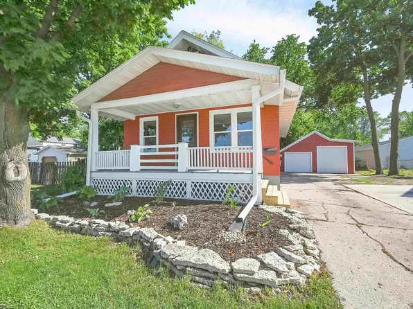 1741 E Mason St, Green Bay, WI 54302