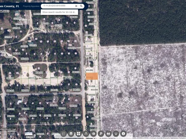 228 Ridge Rd, Satsuma, FL 32189