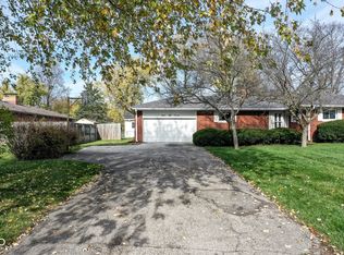 820 Clossey Dr, Indianapolis, IN 46227