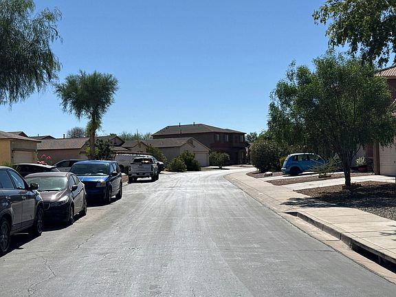 4th image of 1778 W Half Moon Cir