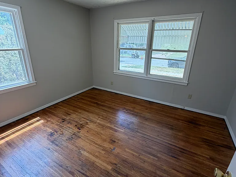 610 S Lightner St — Photo 7