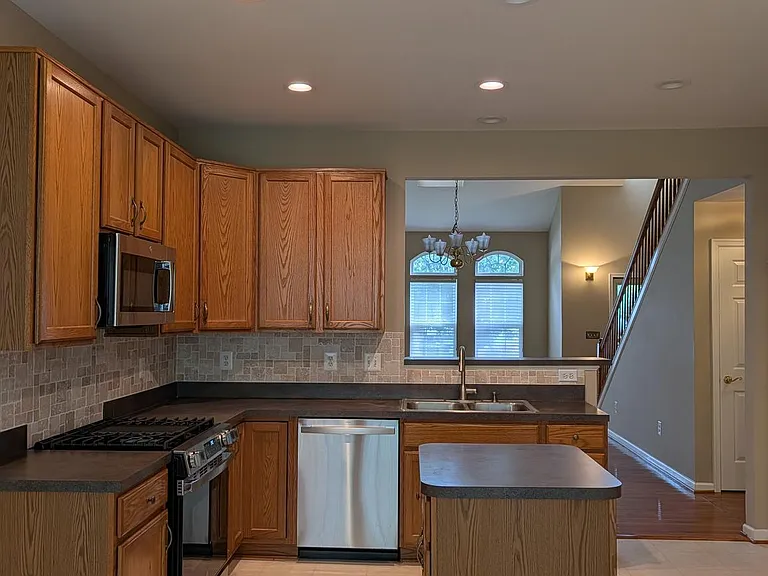 44476 Livonia Ter — Photo 10
