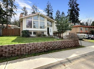 2825 SW 327th St, Federal Way, WA 98023