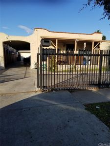 641 E 95th St, Los Angeles, CA, 90002