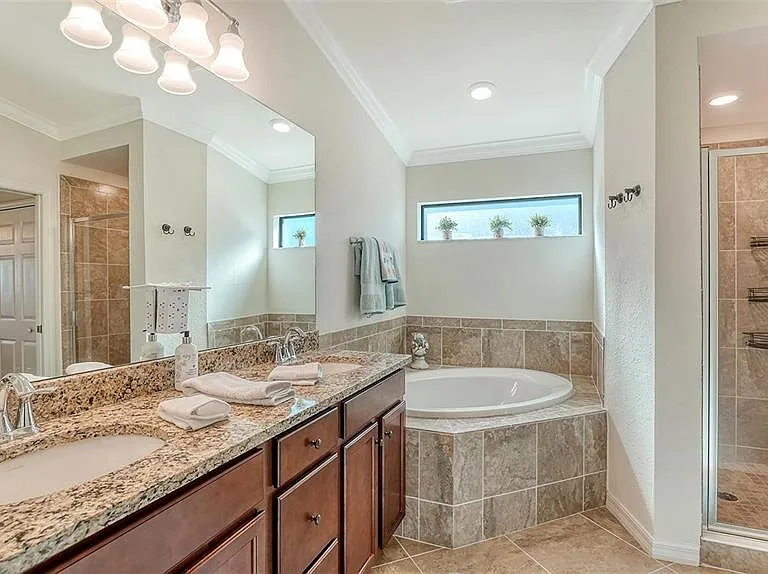 5537 Palmer Cir #201 — Photo 30