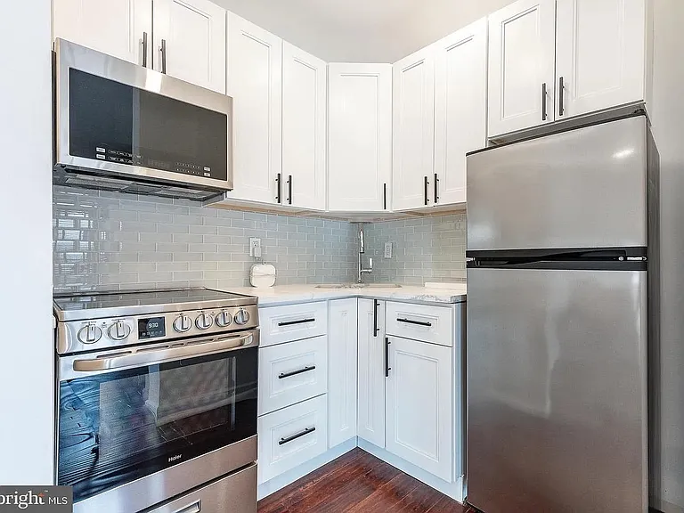 3937 Terrace St #2 — Photo 2