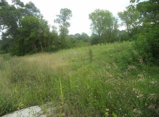 3600 Latham Rd, Rockford, IL 61101