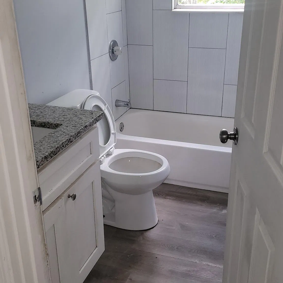 3 bed, 988 sqft, $1,250 — Photo 4