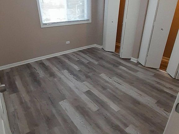 3rd image of 7100 Laverne Ln APT 12