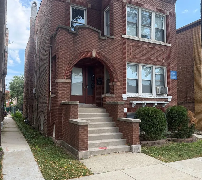 2235 Gunderson Ave #2