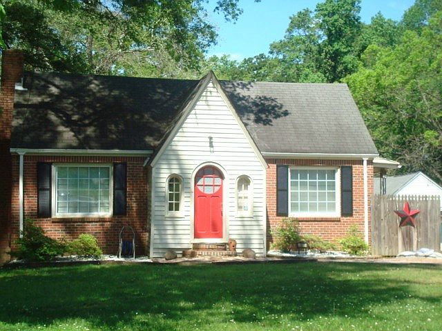 1st image of 107 N Joyland Ave