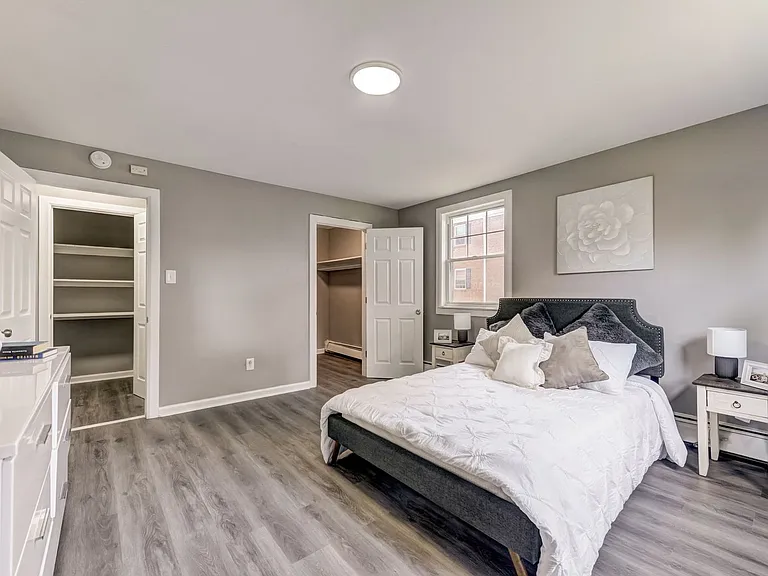 Lavana Falls Apartments — Photo 33