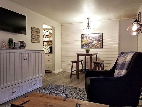 2nd image of 300 Mc Bride St #4 #4