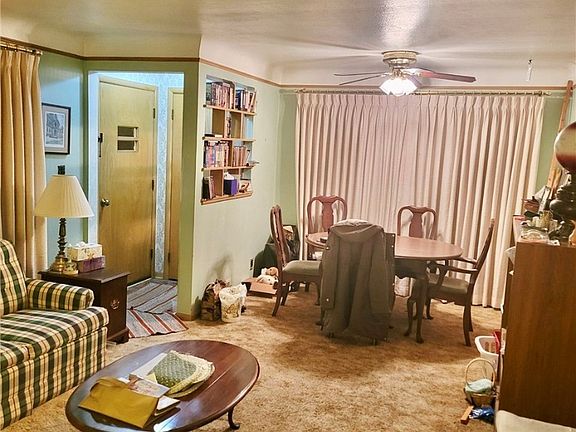 5th image of 218 Wandle Ave