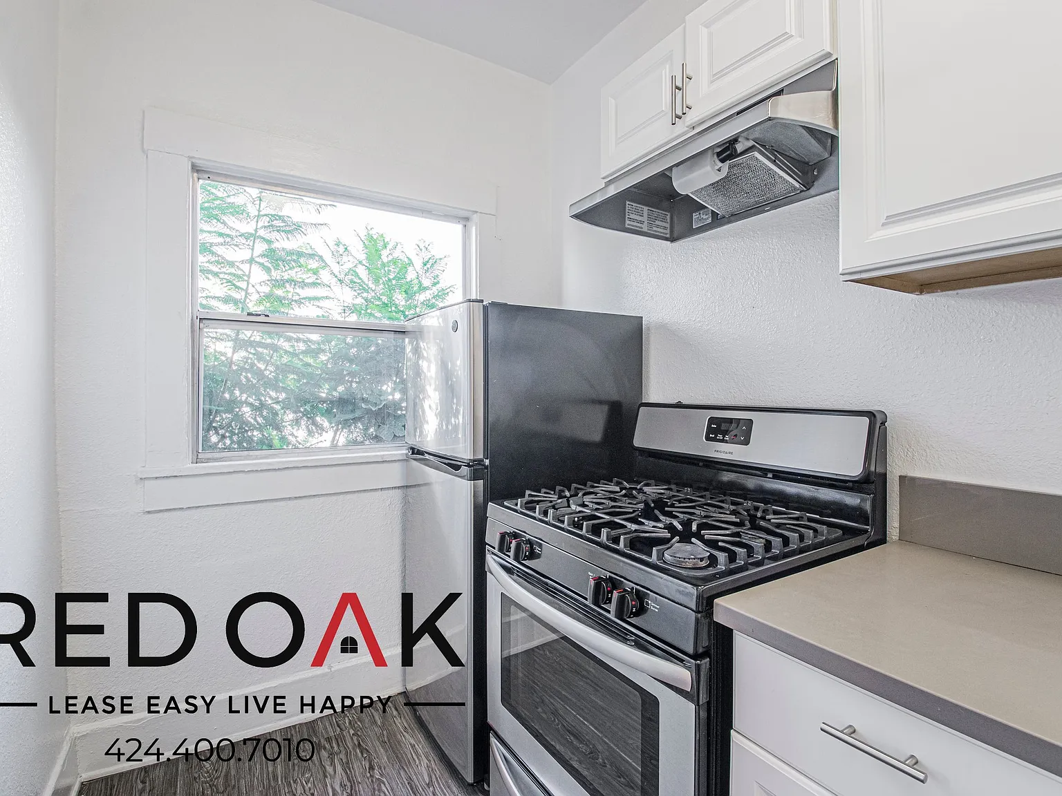 816- 822 S Park View St — Photo 3
