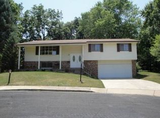 6703 N Cottonwood Ct, Peoria, IL