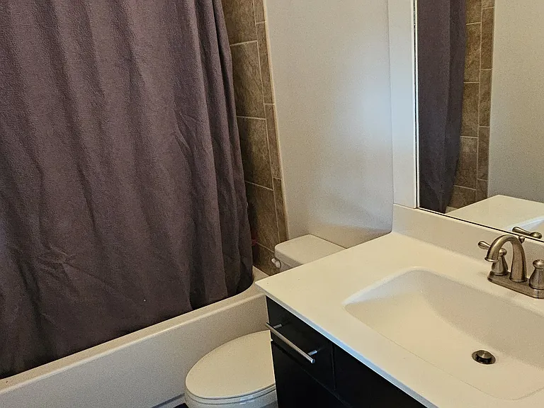 2110 E Roxboro Rd NE — Photo 13