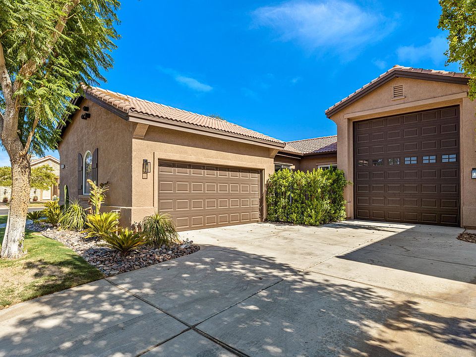 2nd image of 82785 Field Ln