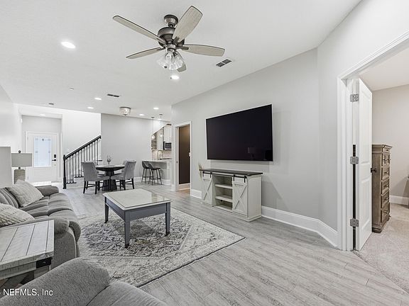 2nd image of 202 PINDO PALM Drive