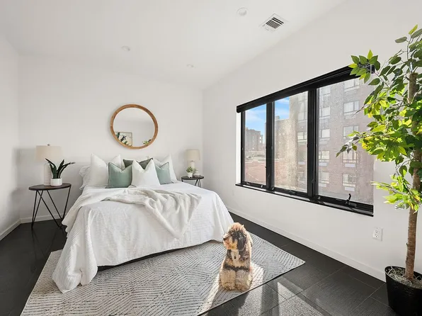 142 31st St #A, Brooklyn, NY 11232