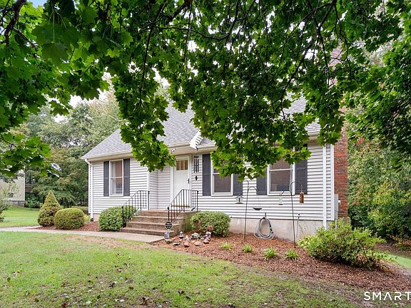 3rd image of 116 Bramblebush Road