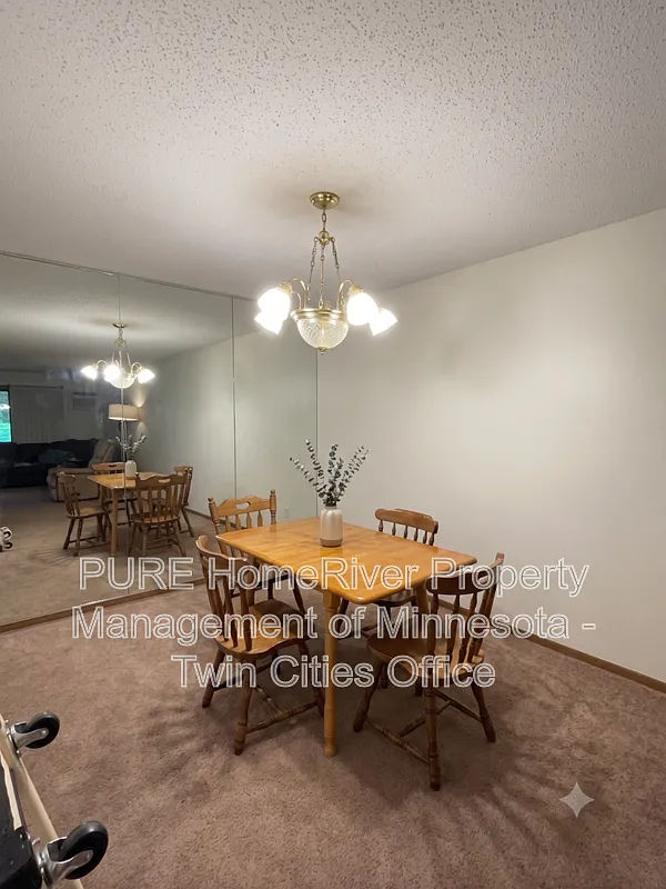 2 bed, 2.0 bath, 1100 sqft, $1,650 — Photo 4