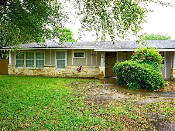 2nd image of 612 Fairview Ave