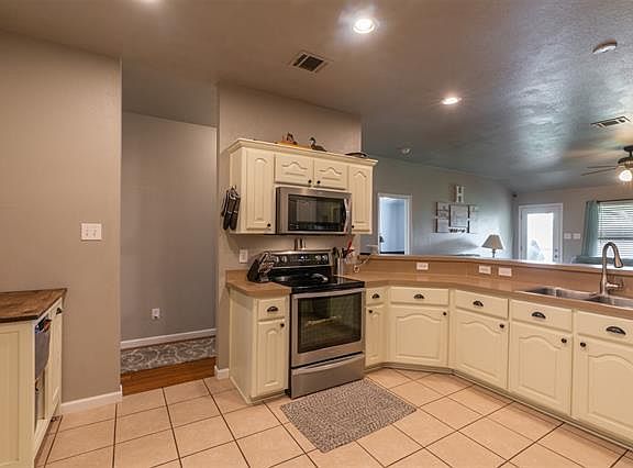 4th image of 2817 Marsha Ln