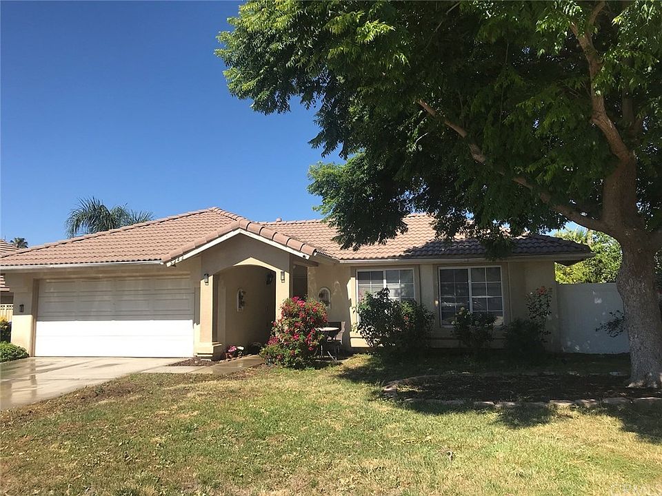 1st image of 5242 N Lantern Crest Dr