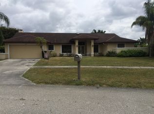 1672 Farmington Cir, Wellington, FL 33414
