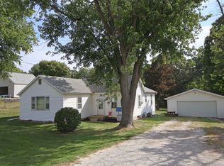 220 Murphy Ln, Metamora, IL 61548