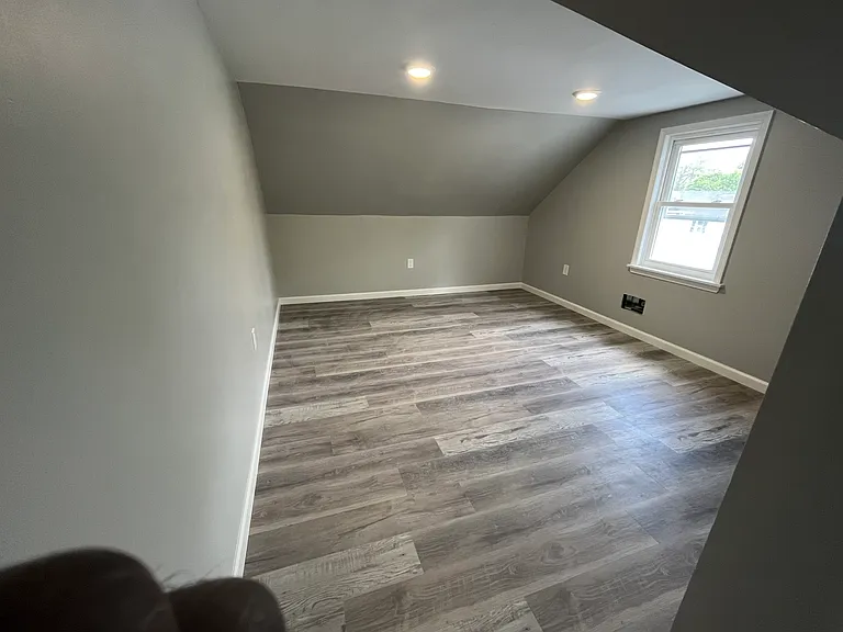 215 Church St #1A — Photo 17