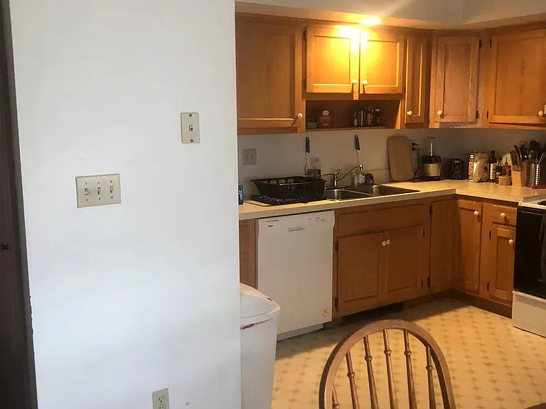 1918 Weaver St #4 — Photo 17