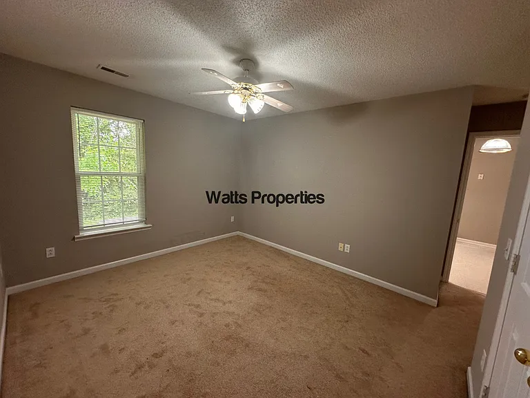120 Briar Cir #120 — Photo 14