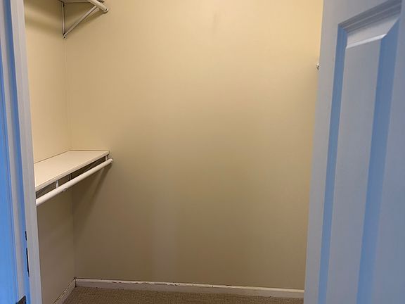 2nd image of 276 Terraplane Dr SE