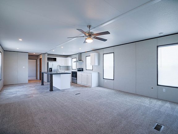 3rd image of 151 Celtic Ln