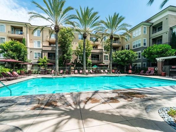 1801 E Katella Ave APT 1069