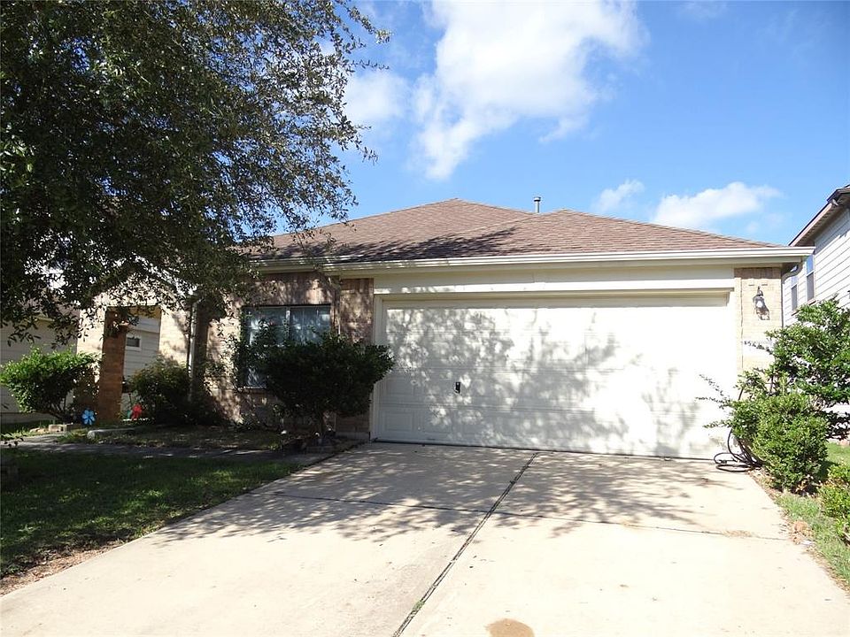 1st image of 19411 Remington Wick Dr