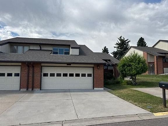 3rd image of 211 Cascade Ave