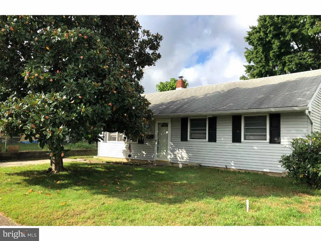 56 Midway Ln photo 1