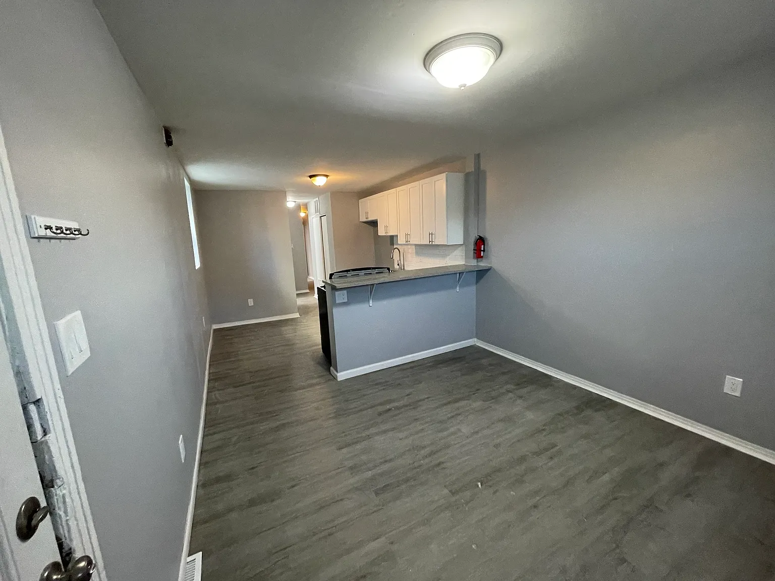 2 bed, 500 sqft, $1,200 — Photo 1