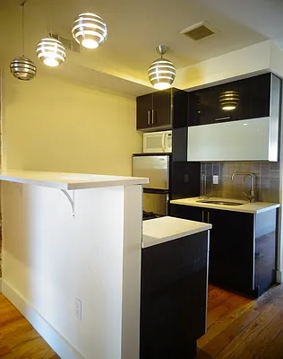 Rented by Lofts and Flats LLC | media 34