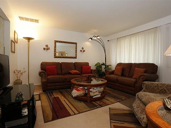 5th image of 8144 Congresswood Ln