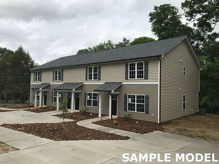 3 bed, 2.5 bath, 1260 sqft, $1,495 — Photo 1