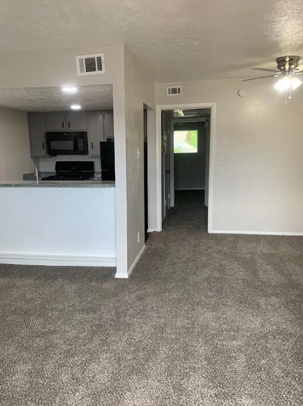 The Vine RG LLC — Photo 1