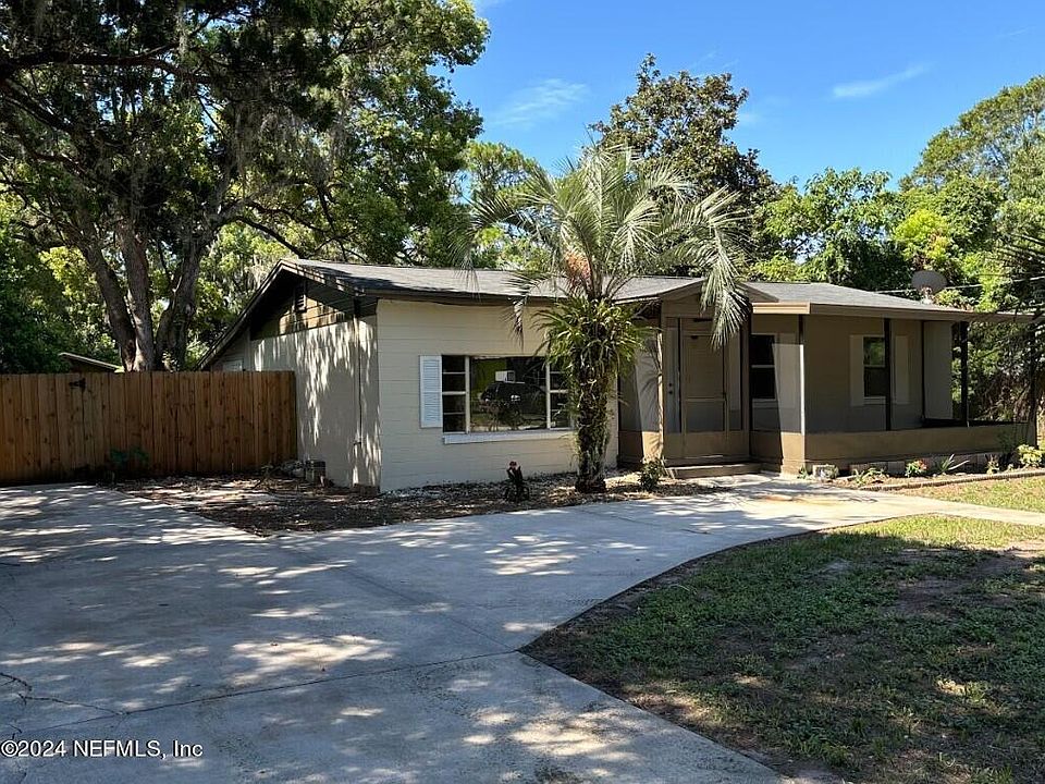 1st image of 10622 AKERS Drive N