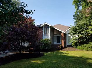 1722 Sturbridge Dr, Sewickley, PA 15143
