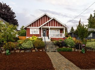 518 E 7th St, North Vancouver, BC V7L 1S3